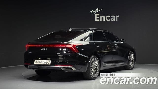 Kia K8 Platinum, 2022 2