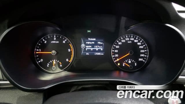 Kia K5 2세대 Noblesse, 2016 8
