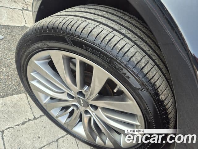 Genesis G80 Premium Luxury, 2017 все фото