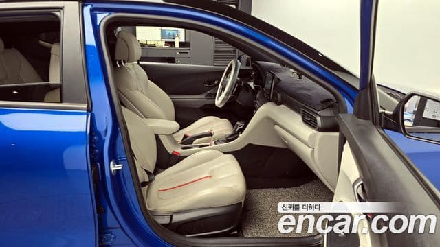 Hyundai Veloster (JS) Core, 2018 10