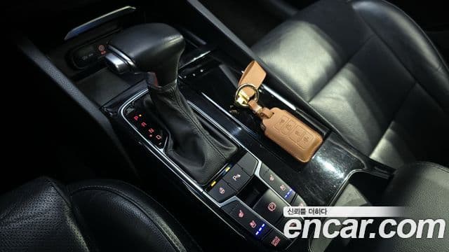 Kia All New K7 3.0 LPI Luxury (арендный автомобиль), 2017 9