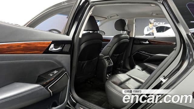 Kia All New K7 3.0 LPI Luxury (арендный автомобиль), 2017 12