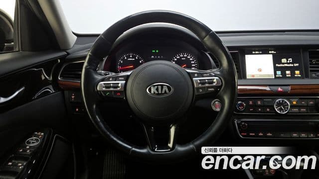 Kia All New K7 3.0 LPI Luxury (арендный автомобиль), 2017 13