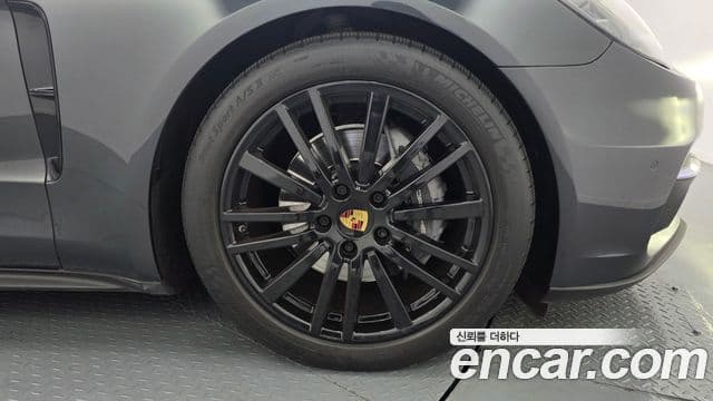 Porsche Panamera (971), 2018 все фото