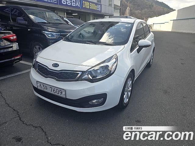 Kia All New Pride Deluxe, 2012 2