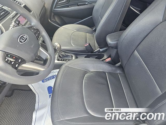 Kia All New Pride Deluxe, 2012 14