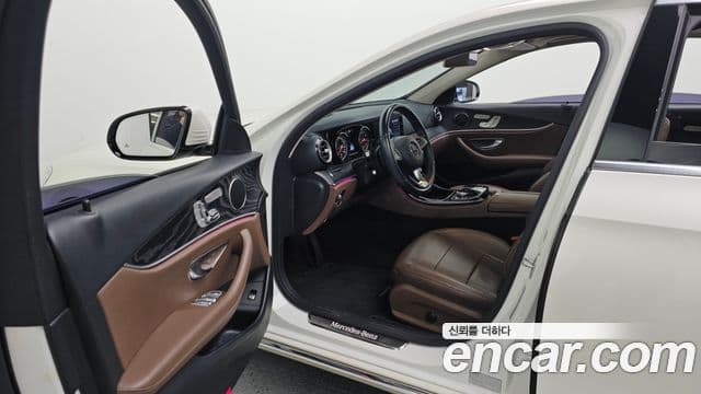 Mercedes-Benz E-класс W213 E300 Avantgarde Intelligent Drive, 2017 10