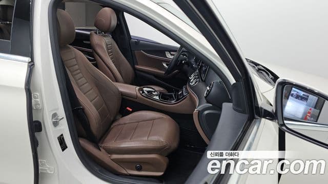Mercedes-Benz E-класс W213 E300 Avantgarde Intelligent Drive, 2017 11
