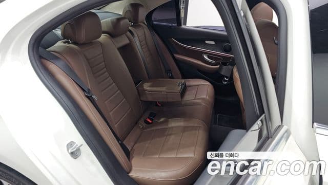 Mercedes-Benz E-класс W213 E300 Avantgarde Intelligent Drive, 2017 12