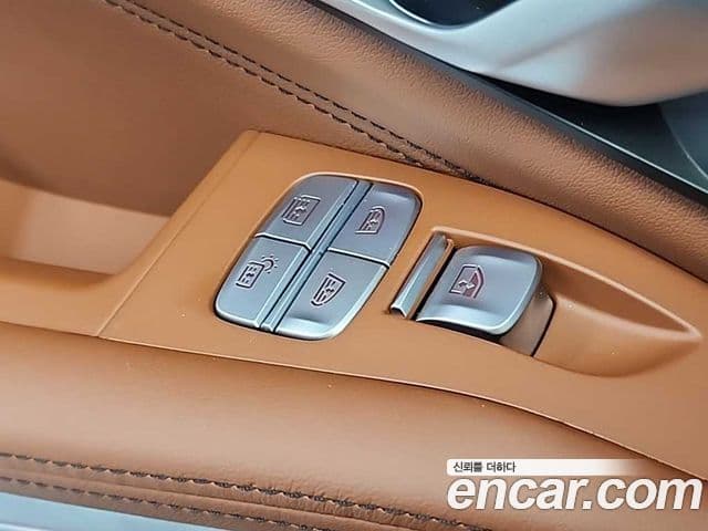 BMW X7 (G07) xDrive 40i M Sport 6인승, 2024 14