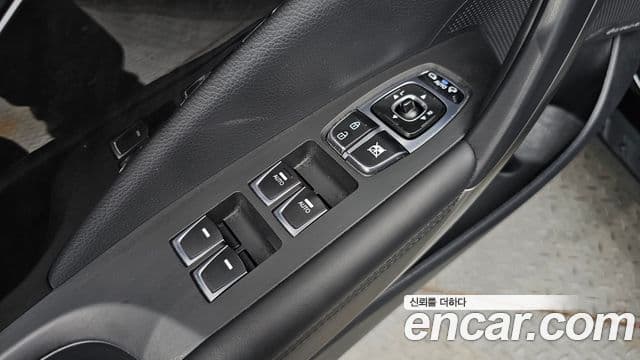 Hyundai Grandeur HG Premium, 2016 14