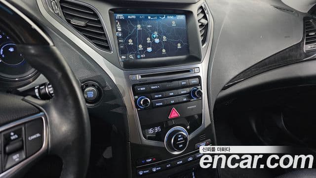 Hyundai Grandeur HG Premium, 2016 18