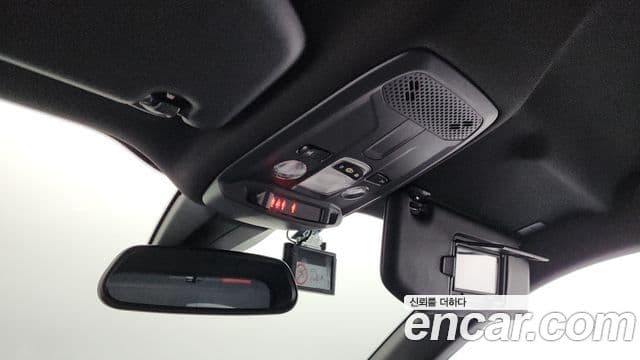 Peugeot 2008 2세대 1.5 BlueHDi GT, 2024 19