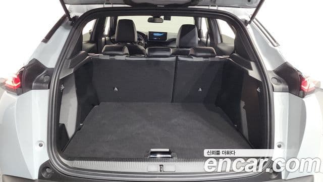 Peugeot 2008 2세대 1.5 BlueHDi GT, 2024 20