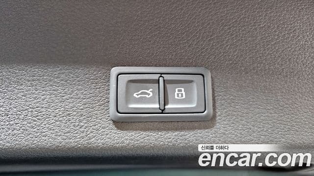 Audi e-Tron, 2022 18