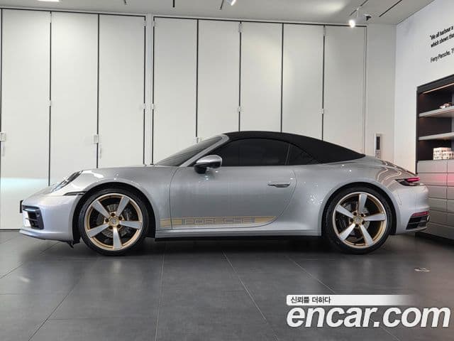 Porsche 911 (992) Carrera 4 кабриолет, 2024 6