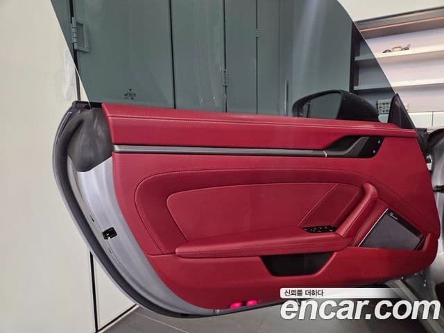 Porsche 911 (992) Carrera 4 кабриолет, 2024 10