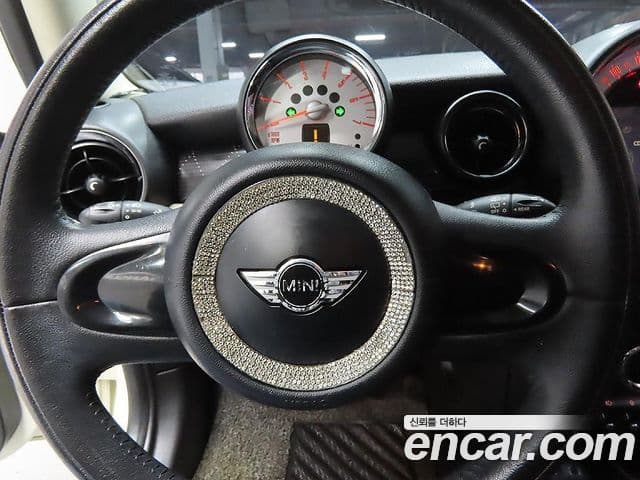 Mini Cooper Baker Street, 2013 12