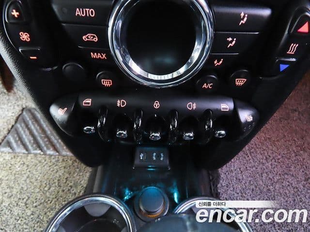 Mini Cooper Baker Street, 2013 15