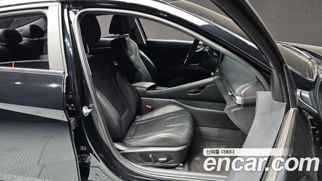 Hyundai Avante гибрид (CN7) Modern, 2023 10