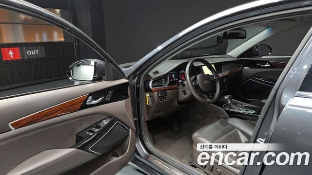 Kia All New K7 2.4 GDI Limited, 2017 10
