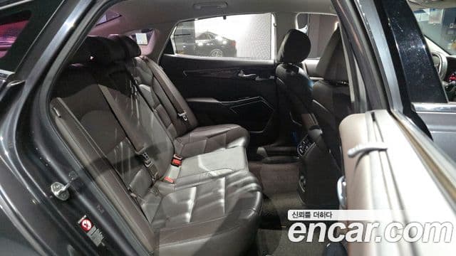 Kia All New K7 2.4 GDI Limited, 2017 12
