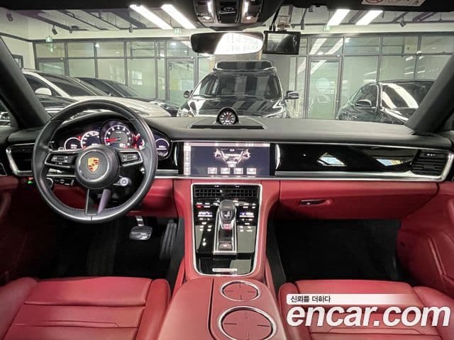 Porsche Panamera (971), 2021 7