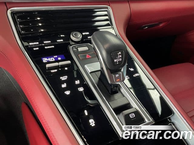 Porsche Panamera (971), 2021 9