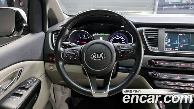 Kia The / новый New Carnival Special, 2020 13