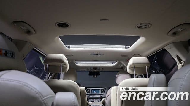 Kia The / новый New Carnival Special, 2020 19