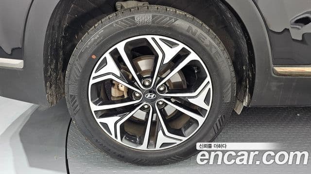 Hyundai Santa Fe TM Exclusive, 2020 все фото