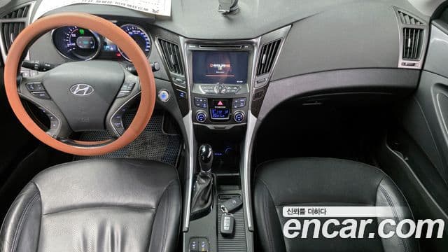 Hyundai Sonata гибрид Modern, 2014 7