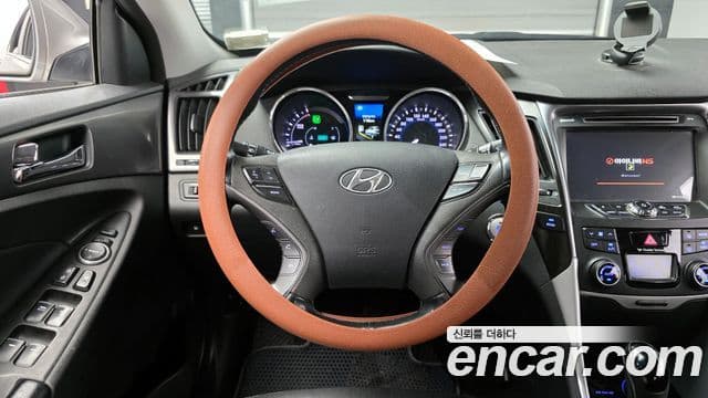 Hyundai Sonata гибрид Modern, 2014 13