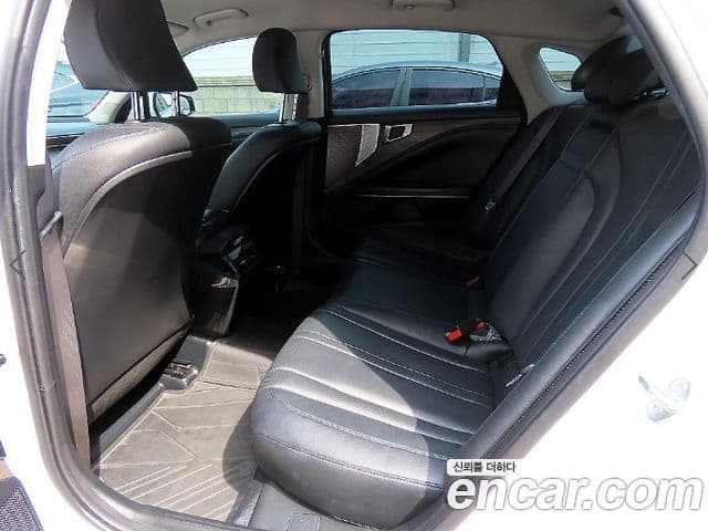 Kia K8 Trendy(таксомоторный тип), 2023 7