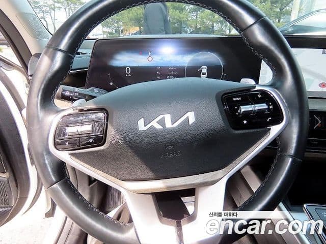 Kia K8 Trendy(таксомоторный тип), 2023 9