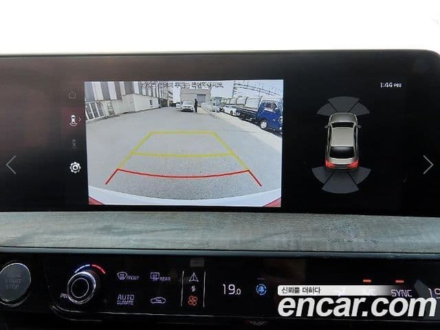 Kia K8 Trendy(таксомоторный тип), 2023 16