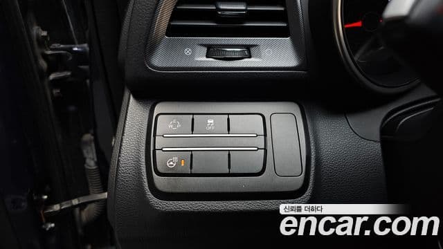 KG모빌리티(SsangYong) Tivoli VX 2WD, 2017 16