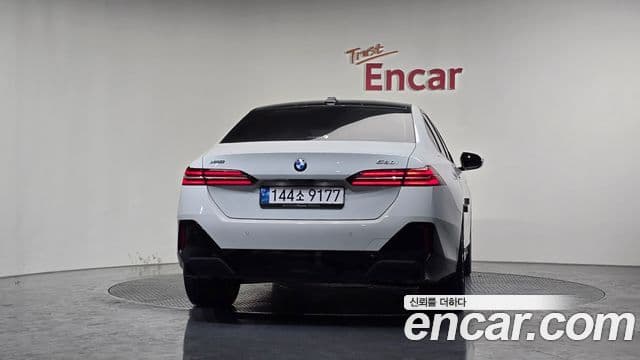 BMW 5시리즈 (G60) 530i xDrive M Sport, 2024 4