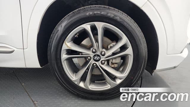 Hyundai Santa Fe TM Inspiration, 2019 все фото