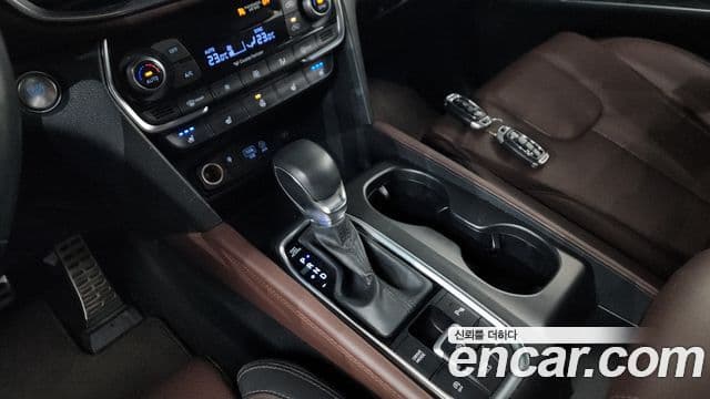 Hyundai Santa Fe TM Inspiration, 2019 9