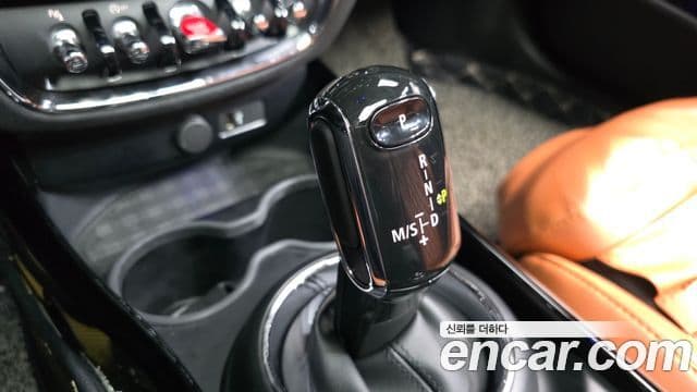 Mini Cooper 클럽맨 2세대, 2022 9