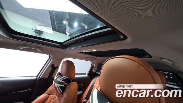 Mini Cooper 클럽맨 2세대, 2022 17