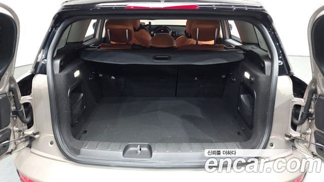 Mini Cooper 클럽맨 2세대, 2022 20