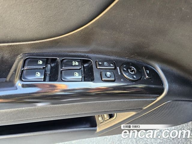 Hyundai NF Sonata LPG N20 таксомоторный тип, 2006 10