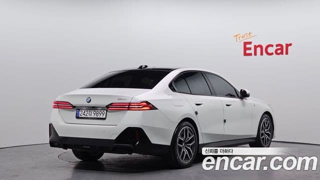 BMW 5시리즈 (G60) 520i M Sport, 2024 2