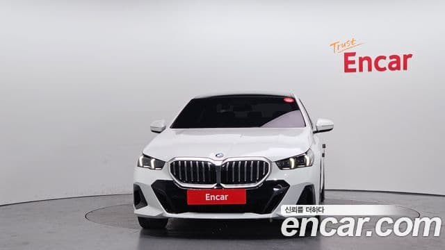 BMW 5시리즈 (G60) 520i M Sport, 2024 3