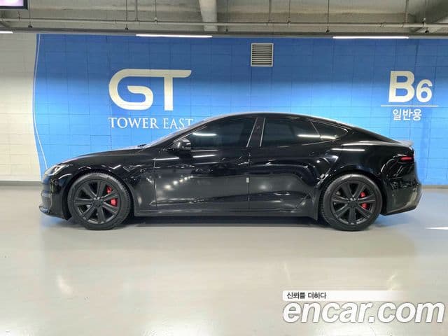 Tesla модель S Plaid, 2023 3