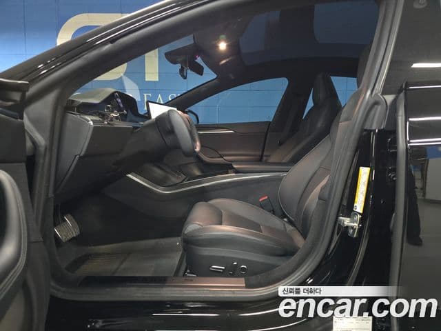 Tesla модель S Plaid, 2023 9