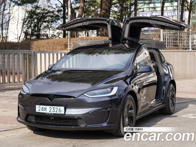 Tesla модель X, 2026 1