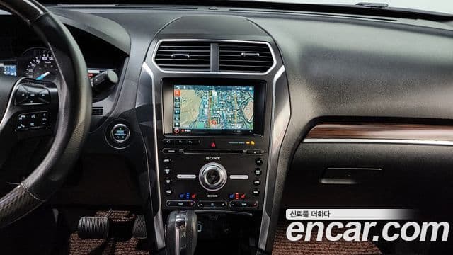 Ford Explorer 5세대, 2018 14